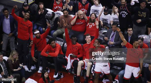 Toronto Raptors Bench Three Point Photos and Premium High Res Pictures - Getty Images