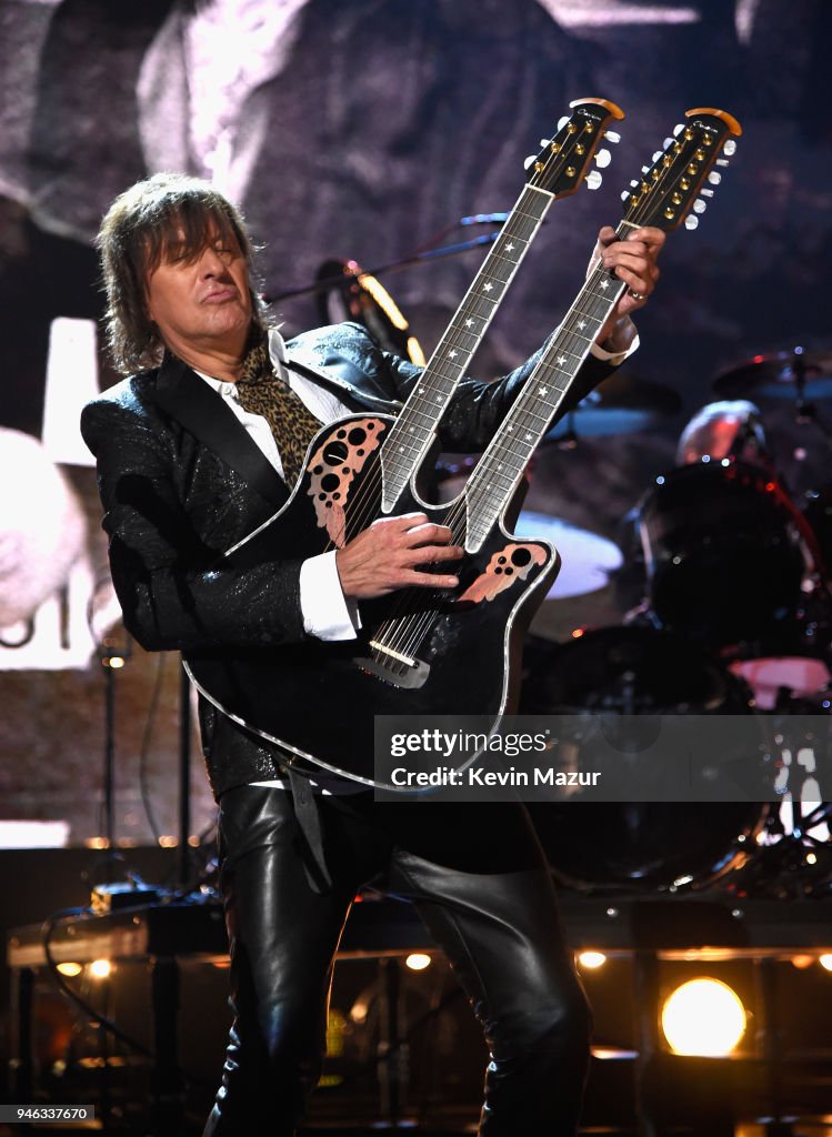 33rd Annual Rock & Roll Hall of Fame Induction Ceremony - Show