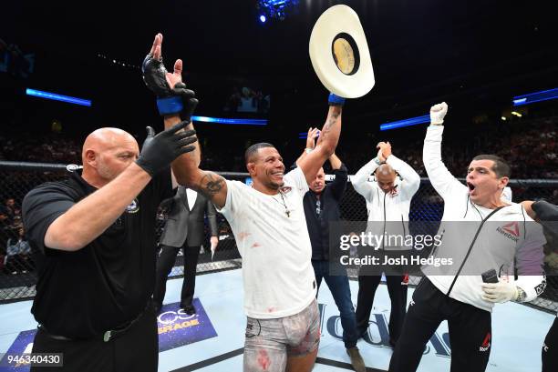 In their welterweight fight during the UFC Fight Night event at the Gila Rivera Arena on April 14, 2018 in Glendale, Arizona.