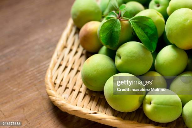 japanese plums - prunus mume stockfoto's en -beelden