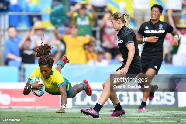 Australia Ellia Green score a try in the Women's Gold Medal Rugby Sevens Match between Australia and New Zealand on day 11 of the Gold Coast 2018...