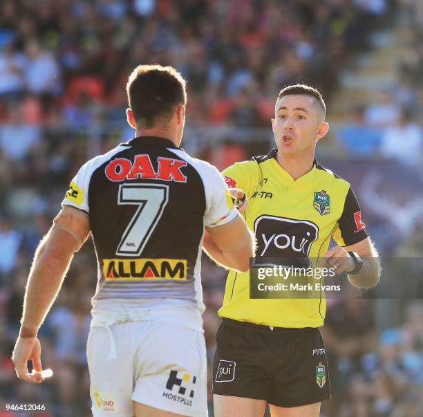 Referee Chris Sutton talks to James Maloney of the Panthers during the round six NRL match between the Penrith Panthers and the Gold Coast Titans on...