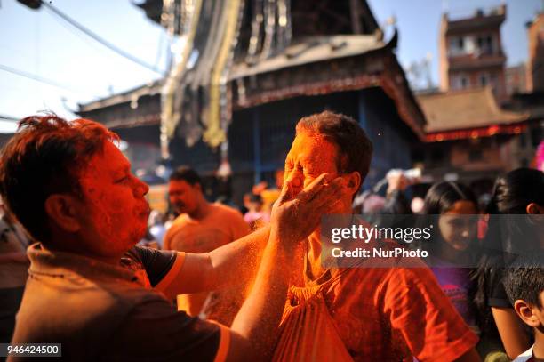 Vermilion Powder Vermillion Powder Photos and Premium High Res Pictures - Getty Images