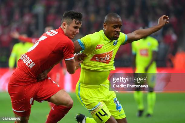 Zinho Vanheusden defender of Standard Liege, Rangelo Janga forward of KAA Gent during the Jupiler Pro League play off 1 match between R. Standard de...