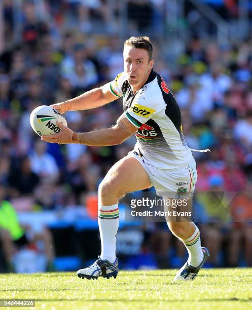 James Maloney of the Panthers runs the ball during the round six NRL match between the Penrith Panthers and the Gold Coast Titans on April 15, 2018...