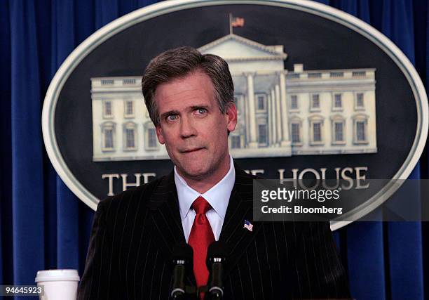 Presidential Press Secretary Tony Snow pauses during his first formal briefing with reporters at the White House, May 2006 in Washington, D.C. Snow...