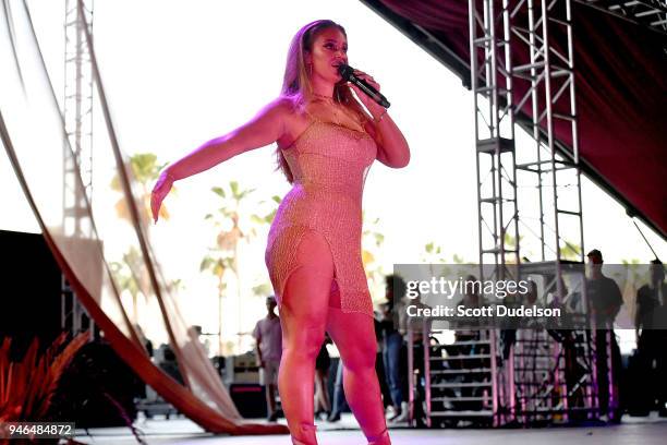 Singer Alina Baraz performs on the Gobi stage during week 1, day 2 of the Coachella Valley Music and Arts Festival on April 14, 2018 in Indio,...