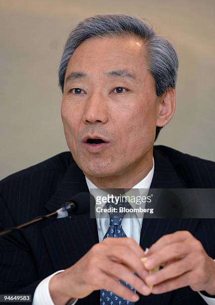 Kim Jong-hoon, chief negotiator for the free-trade agreement of South Korea, speaks during a news conference at the Foreign Correspondent Club in...