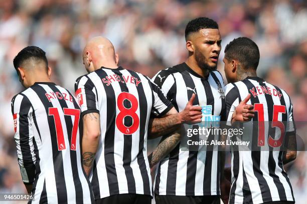 Jamaal Lascelles of Newcastle United organises his teams wall for a freekick during the Premier League match between Newcastle United and Arsenal at...