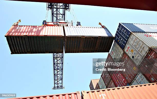 Containers are unloaded at American Stevedoring Inc.'s facilities at the Red Hook Container Terminal in Brooklyn, New York, Tuesday, Aug. 14, 2007....