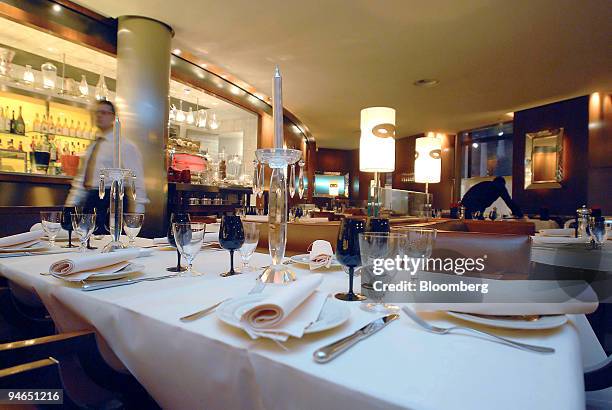 113 Mori Restaurant Stock Photos High Res Pictures And Images 113-mori-restaurant-stock-photos-high-res-pictures-and-images