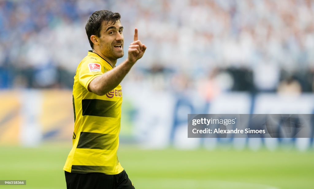 FC Schalke 04 v Borussia Dortmund - Bundesliga