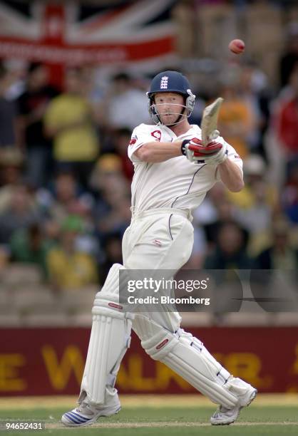 Paul Collingwood, batting for England, hooks a ball on day 2 of the second Ashes Test match at the Adelaide Oval in Adelaide, Australia, Saturday,...