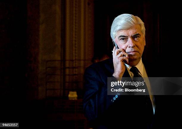 Christopher Dodd 585 Senator Cell Phone Stock Photos, High-Res Pictures, and Images ...