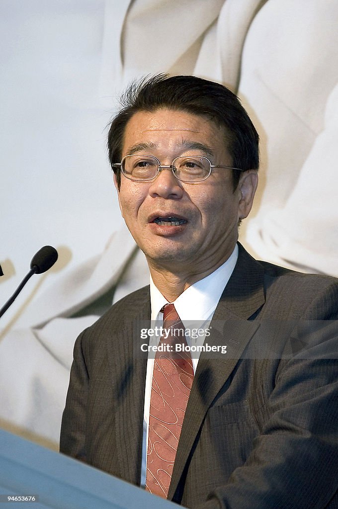 Shuro Hoshizawa, executive vice president of NTT DoCoMo Inc.