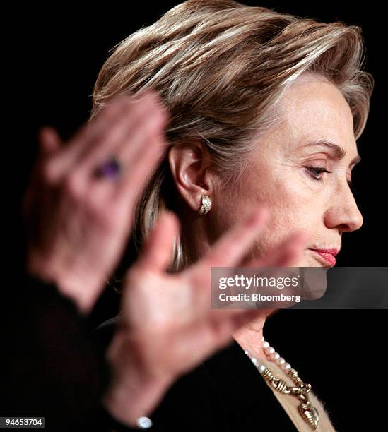 Senator Hillary Clinton speaks at the Democratic National Committee Winter Meeting in Washington, D.C. Feb. 2, 2007. Senator Hillary Rodham Clinton...