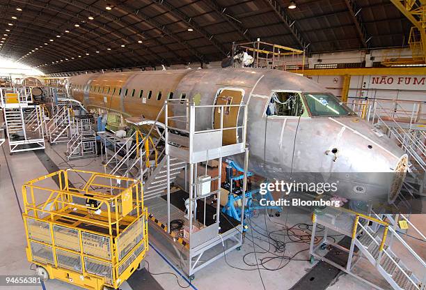 Structual Assembly Embraer Structural Assembly Photos and Premium High Res Pictures ...