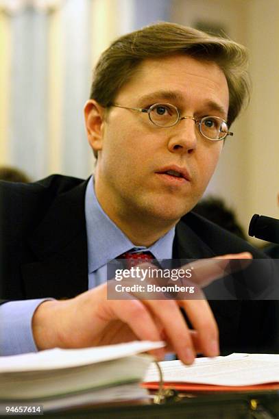 Kevin J 472 Kevin J Martin Stock Photos, High-Res Pictures, and Images - Getty ...
