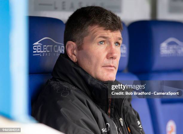 Exeter Chiefs' Head Coach Rob Baxter during the Aviva Premiership match between London Irish and Exeter Chiefs at Madejski Stadium on April 15, 2018...