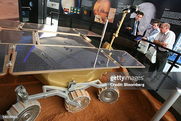 Exo Rover 118 Exo Mars Rover Stock Photos, High-Res Pictures, and Images - Getty ...