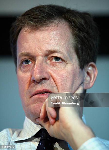 915 Alastair Blair Stock Photos, High-Res Pictures, and Images - Getty