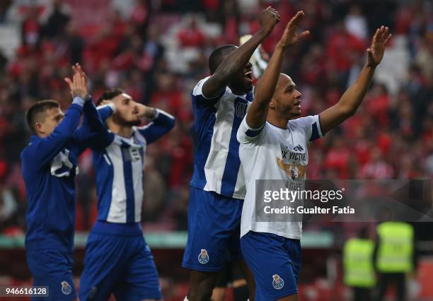 Porto players celebrates the victory at the end of the Primeira Liga match between SL Benfica and FC Porto at Estadio da Luz on April 15, 2018 in...