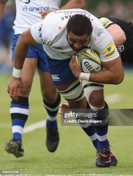 Taulupe Faletau of Bath charges upfield during the Aviva Premiership match between Saracens and Bath Rugby at Allianz Park on April 15, 2018 in...