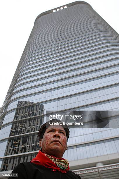 Emergildo Criollo, the leader of the Cofan indigenous tribe of Ecuador, stands in protest outside the Chevron building, Wednesday April 26, 2006 on...