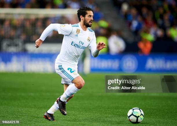 Isco Alarcon of Real Madrid controls the ball during the La Liga match between Malaga CF and Real Madrid CF at Estadio La Rosaleda on April 15, 2018...