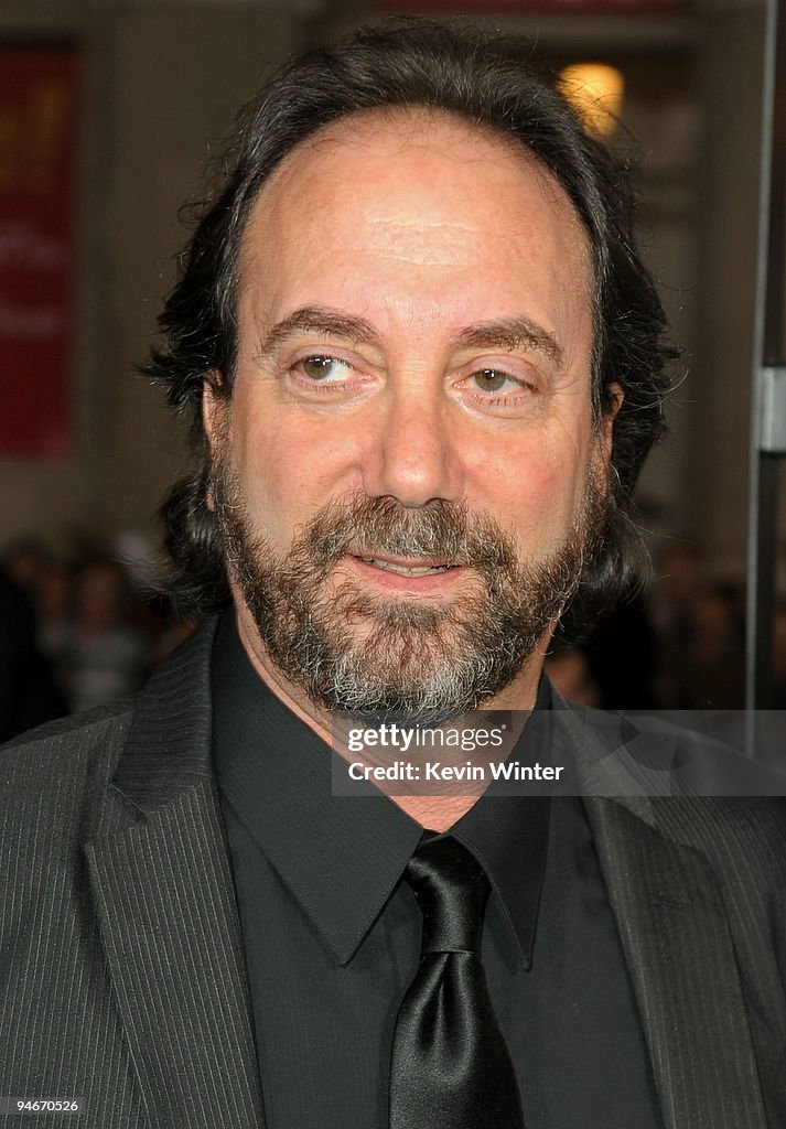 Premiere Of 20th Century Fox's "Avatar" - Arrivals