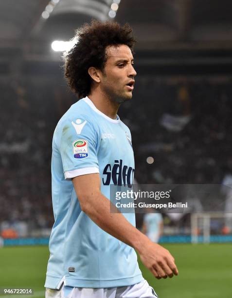Felipe Anderson of SS Lazio in action during the serie A match between SS Lazio and AS Roma at Stadio Olimpico on April 15, 2018 in Rome, Italy.