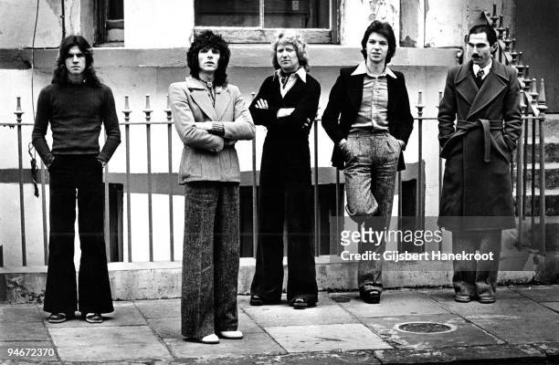Sparks posed in Amsterdam, Holland in 1975 L-R Trevor White, Russell Mael, Norman "Dinky" Diamond, Adrian Fisher, Ron Mael