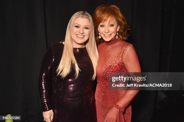 Kelly Clarkson and Reba McEntire attend the 53rd Academy of Country Music Awards at MGM Grand Garden Arena on April 15, 2018 in Las Vegas, Nevada.