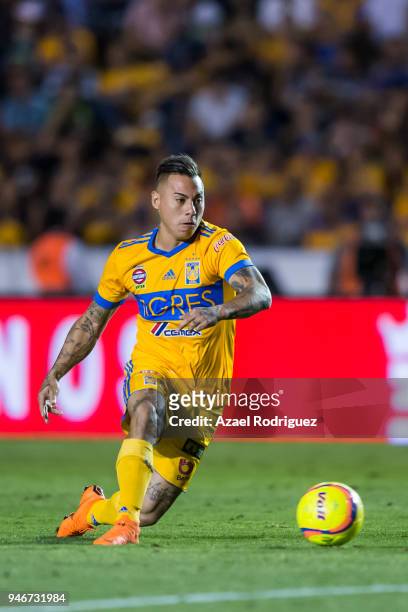 Eduardo Vargas of Tigres drives the ball during the 15th round match between Tigres UANL and Cruz Azul as part of the Torneo Clausura 2018 Liga MX at...