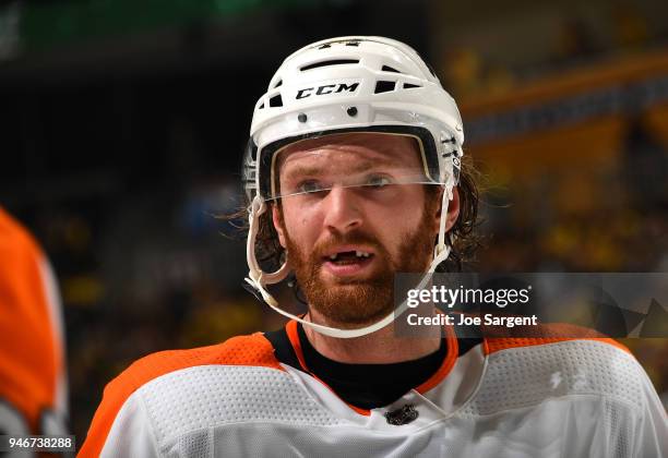 Sean Couturier of the Philadelphia Flyers skates against the Pittsburgh Penguins in Game Two of the Eastern Conference First Round during the 2018...