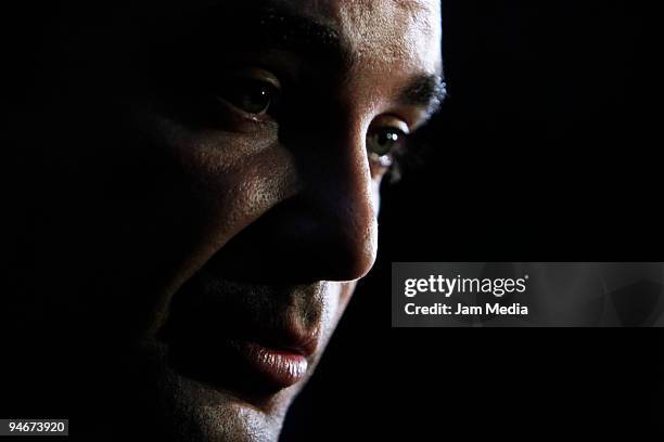 Actor Mauricio Islas during the presentacion of the new mexican tv soap opera 'La Loba' of TV Azteca on December 16, 2009 in Mexico City, Mexico.