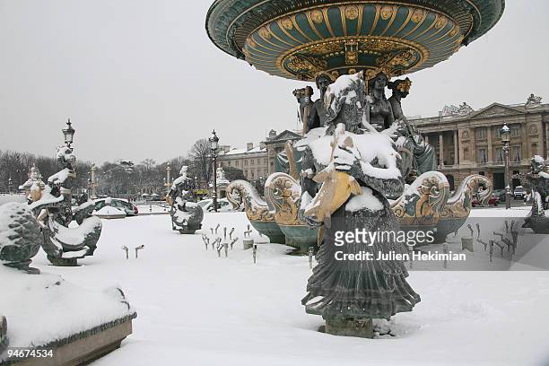 The fountains at the Place De La Concorde are frozen over as a cold snap hits Paris on December 17, 2009 in Paris, France. Berlin, London and Paris...