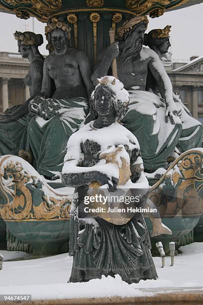 The fountains at the Place De La Concorde are frozen over as a cold snap hits Paris on December 17, 2009 in Paris, France. Berlin, London and Paris...