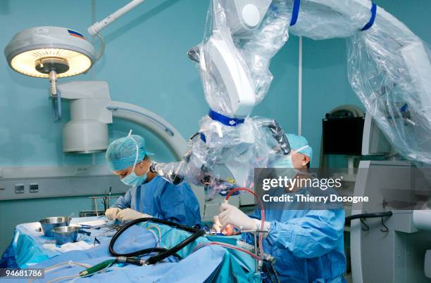 425 Neurosurgery Nurse Stock Photos, High-Res Pictures, and Images ...