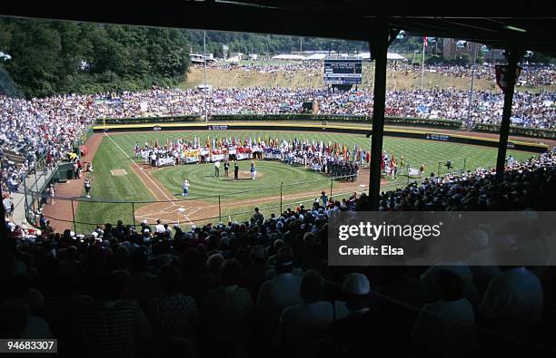 General view before the 2000 Little League World Series Championship Game between Maracaibo, Venezuela and Bellaire, Texas at Howard J. Lamade...