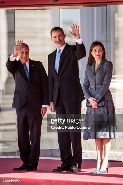 King Felipe VI of Spain and Queen Letizia of Spain receive president of Portugal Marcelo Rebelo de Sousa at the Royal Palace on April 16, 2018 in...