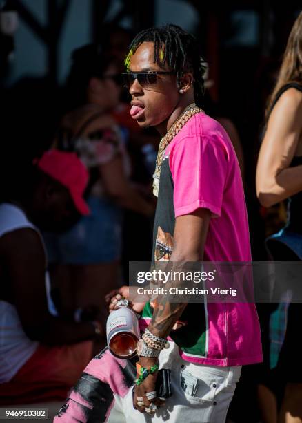 Rich Cake Rapper 151 Rapper Champagne Stock Photos, High-Res Pictures, and Images ...
