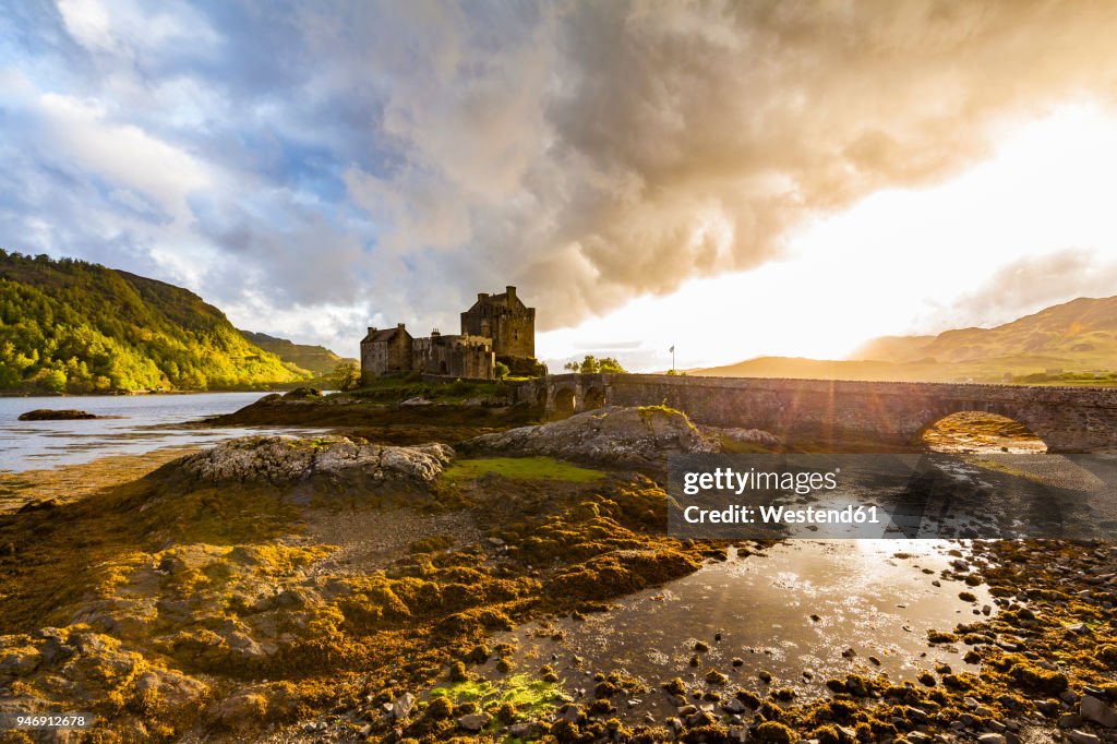 United Kingdom, Scotland, Loch Duich, Eilean Donan Castle