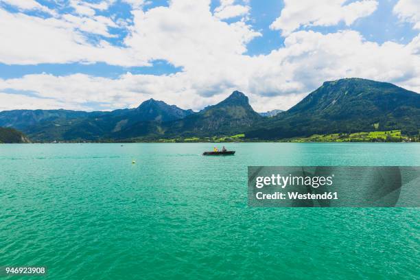 austria, st. wolfgang, salzkammergut, lake wolfgangsee - wolfgangsee stock pictures, royalty-free photos & images