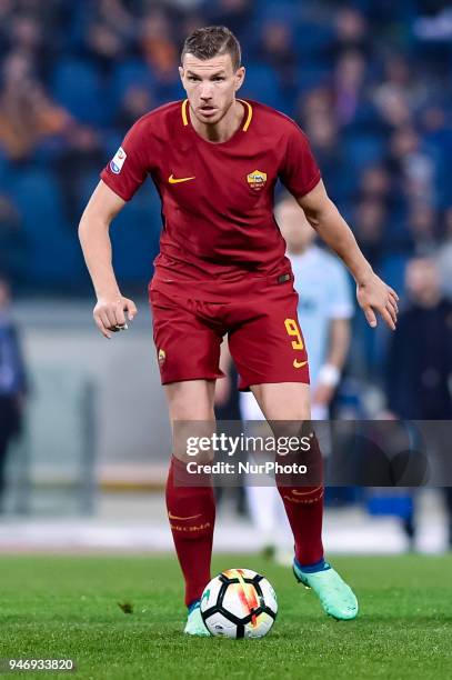 Edin Dzeko of Roma during the Serie A match between Lazio and Roma at Olympic Stadium, Roma, Italy on 15 April 2018.