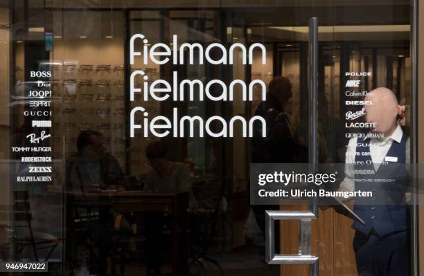 Glasses Fielmann - the picture shows a shop window with the logo of the spectacle company Fielmann .