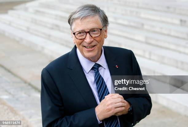 Co-chairman and co-founder of the The Bill and Melinda Gates Foundation, Bill Gates speaks to the media after his meeting with French president...