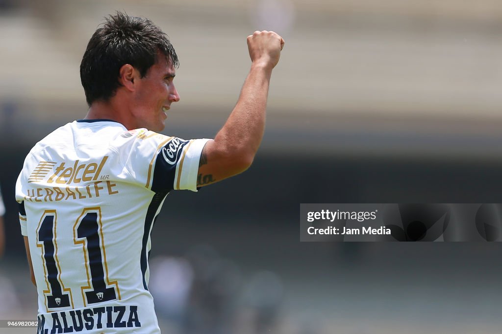 Pumas UNAM v Puebla - Torneo Clausura 2018 Liga MX