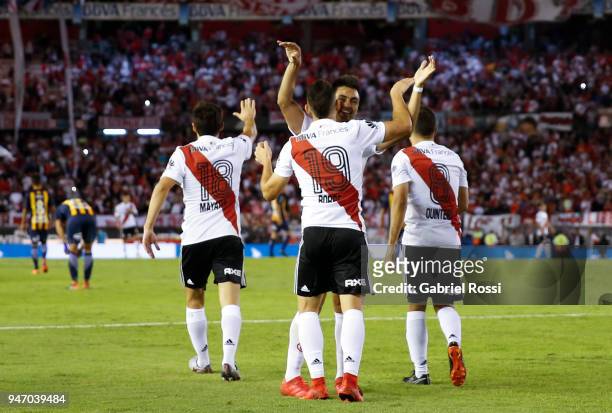 Rafael Santos Borre of River Plate celebrates with teammates after scoring the first goal of his team during a match between River Plate and Rosario...