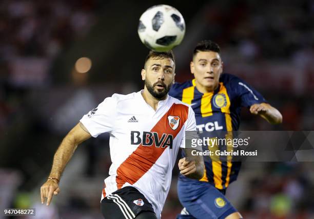 Lucas Pratto of River Plate looks the ball during a match between River Plate and Rosario Central as part of Superliga 2017/18 at Estadio Monumental...